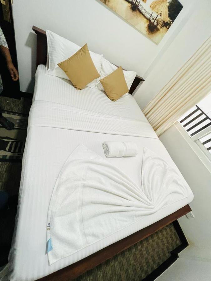 The Grand Royal Luxury Apartment นูวาราเอลิยา ภายนอก รูปภาพ